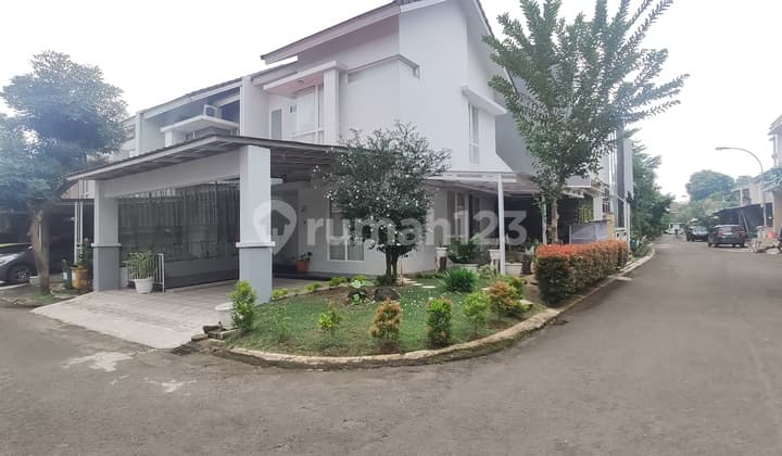Rumah 2 Lantai SHM urbana place tangerang selatan di Jl merpati