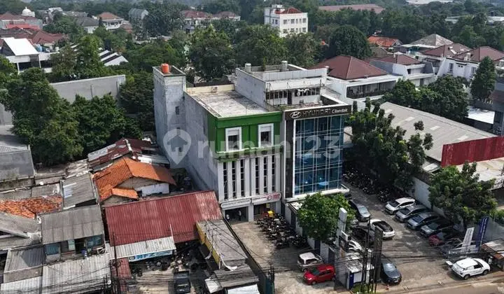 DIJUAL GEDUNG DI LEBAK BULUS, JAKARTA SELATAN.