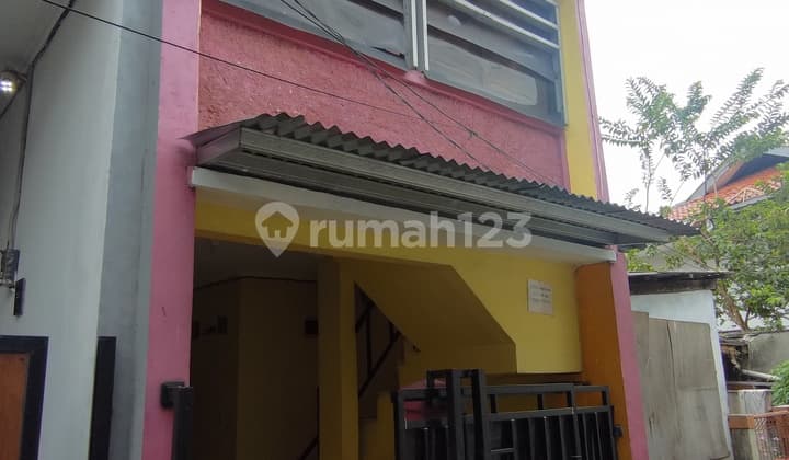 Dijual, Kost2 An 5 Kamar, Listrik Masing2 (Token), Lokasi Strategis, Dekat Rs Pasar Rebo