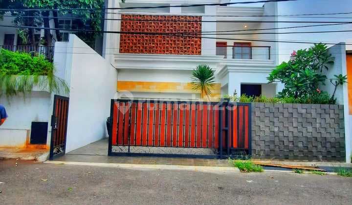 Rumah Baru di Cilandak Jaksel Strategis Dekat Mrt Bebas Banjir