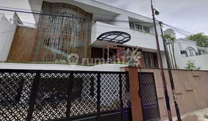 Rumah Besar Strategis Harga Turun di Permata Hijau