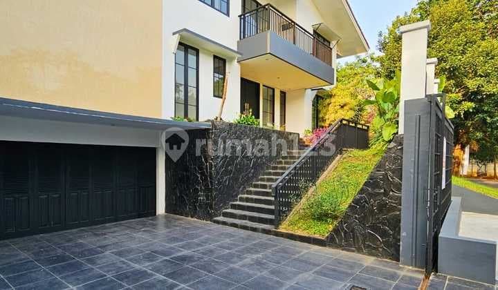Rumah Mewah Asri Siap Huni di Pondok Indah Ada Pool