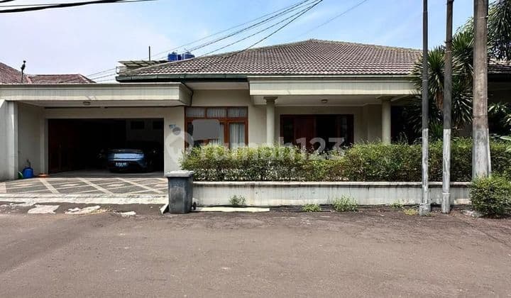 Rumah Dalam Komplek Lingkungan Tenang One Gate System di Cilandak Cipete Jarang Ada