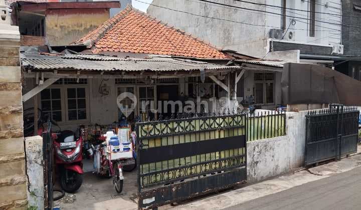 Hitung Tanah Rumah di Senopati Dekat Jalan Wolter Monginsidi Jarang Ada