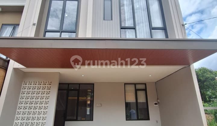 Rumah Baru Cluster di Lebak Bulus Hanya 5 Menit ke MRT Jarang Ada