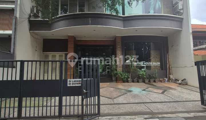 Rumah Siap Huni Cocok untuk Usaha di Senopati Kebayoran Baru