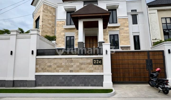 Rumah Mewah Brand New Lokasi Strategis di Lebak Bulus Jakarta Selatan