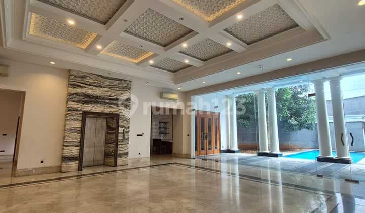 Rumah sewa bagus , siap huni area prime punya double gate & lift