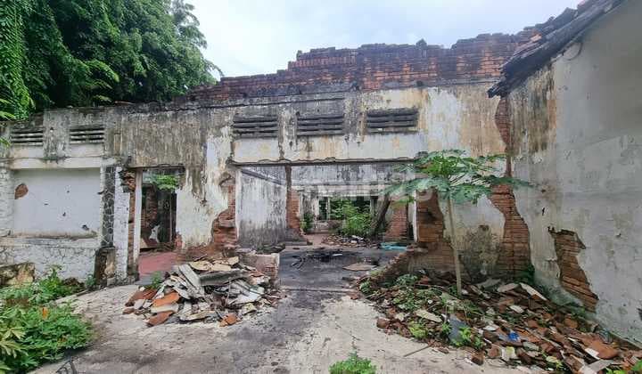 Tanah di Menteng cocok untuk hunian lokasi strategis , SHM C&C