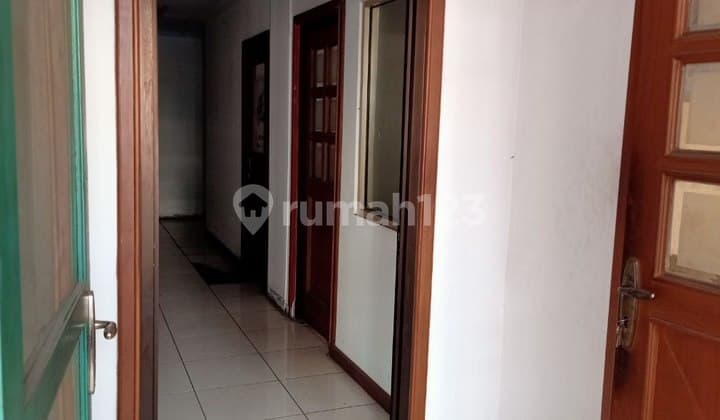 Ruko area Cikini lokasi strategis saat ini masih tersewa , SHM