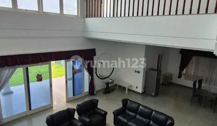 Rumah Sewa Menteng No Pool ,Sangat Strategis , Furnished Siap Huni