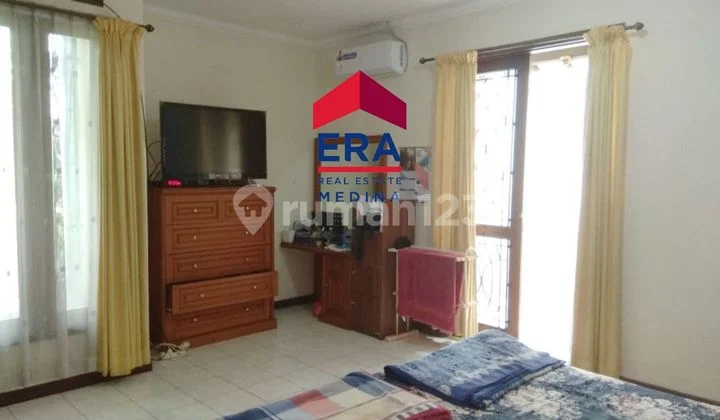 Jual Cepat Rumah di Jakarta Selatan 2 Lantai SHM Jual Cepat Rumah di Jakarta Selatan 2 Lantai SHM