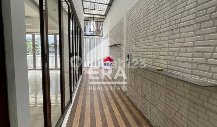 Modern Beautiful House Bintaro