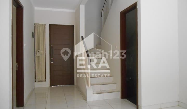 Rumah Siap Huni di Sektor 9