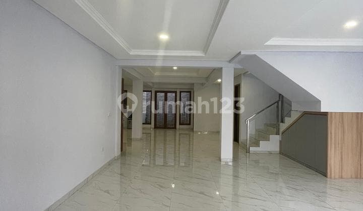 Rumah Baru di Bintaro Sektor 5 – Strategis & Siap Huni!