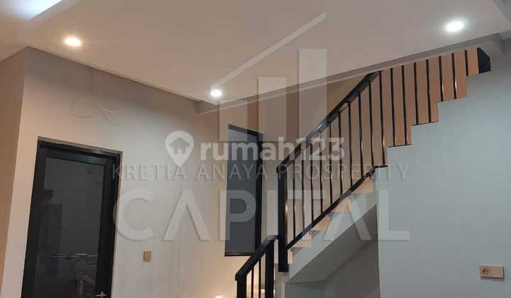 Rumah Cantik Bergaya Modern Minimalis Skandinavian Siap Huni di Kopo Harmonis Townhouse