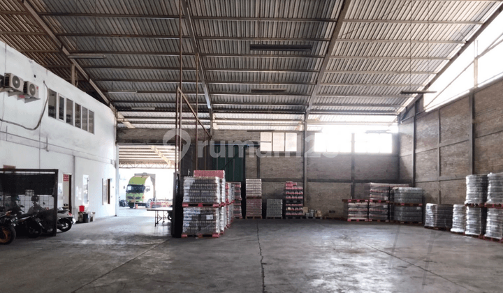 Gudang Distribusi Bersih , Akses Tol Pasirkoja dan Tol Koposiap Pakai