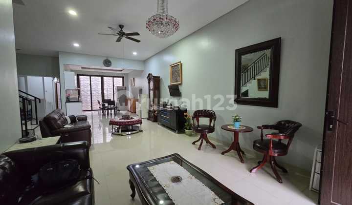 Turun Harga Rumah Cantik, Siap Huni, Daerah Strategis, Di Cluster One Gate Sariasih, Sarijadi