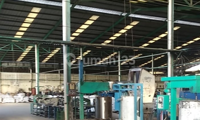 Factory and Warehouse with Industrial Permit in Periuk, Tangerang