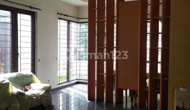 Turun Harga !! Rumah 4 Kamar Dekat Velodrome Rawamangun Jaka