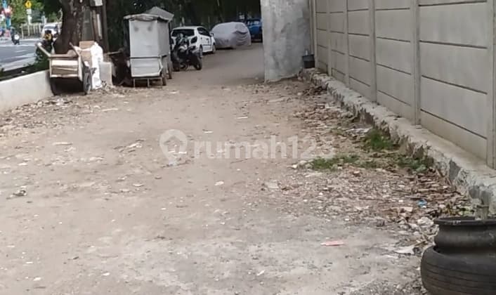 Lot in Strategic Location Klender East Jakarta