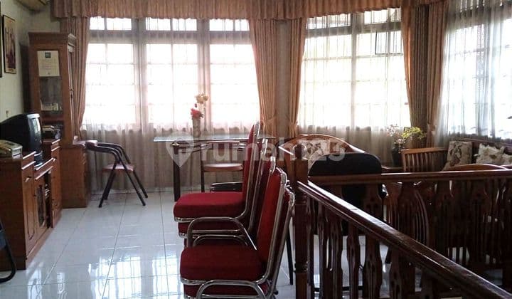 Murah ! Rumah Hook Dekat Rumah Sakit Di Pulomas