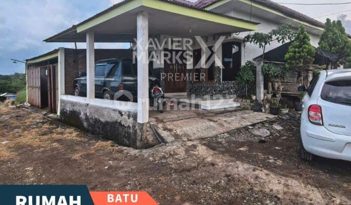 For Sale Healing House with Beautiful View in Temas, Batu City