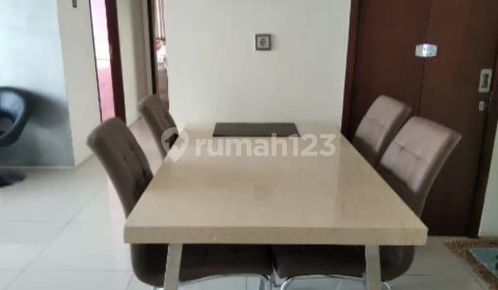 3 Bedroom fully furnished Marvel City Linden Ngagel Ubaya with water meter.