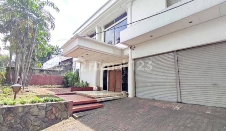 Strategic Location! Old House on a Land Plot in Kebayoran Baru, South Jakarta
Freehold House on Jl. Lauser, Gunung, Subdistrict Kby. Baru, South Jakarta City, Special Capital Region of Jakarta, Kebayoran Baru