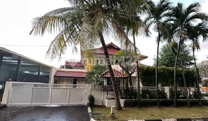 Rumah Lama di Prime-Nya Pondok Indah Lingkungan Private Rumah Bagus SHM di Pondok Indah