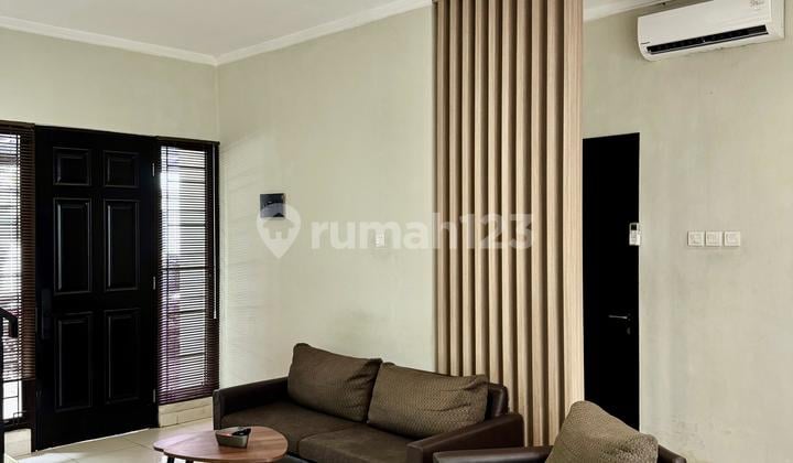 Rumah Cantik di Discovery Bintaro