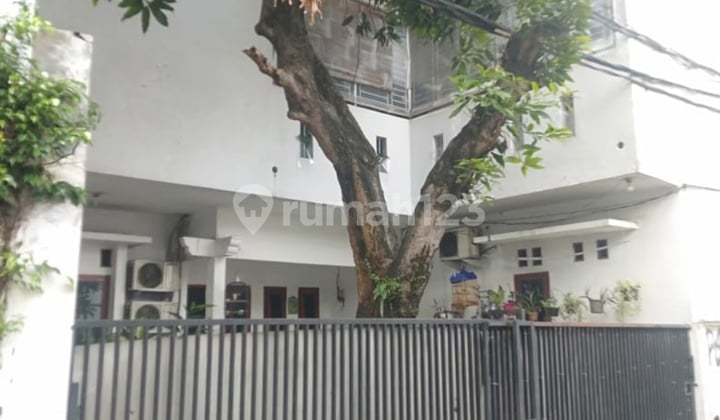 Rumah Kos²an 24 Pintu Penuh Terus Di Dekat Kampus Pondok Labu Jakarta Selatan