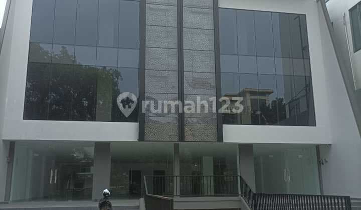 Gedung Baru Di Duren Sawit Jakarta Timur Ruang-Usaha di Duren Sawit 600.0 m² SHM
