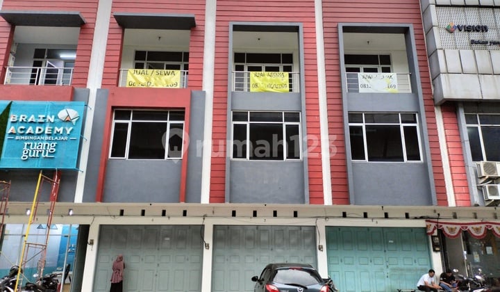 Ruko 3 Lantai Murah Sholeh Iskandar Akses Lingkar Bogor Yasmin