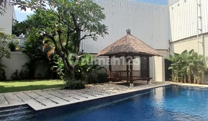 Rumah Mewah Strategis Gandaria Dekat Mall Citos Fatmawati Cipete