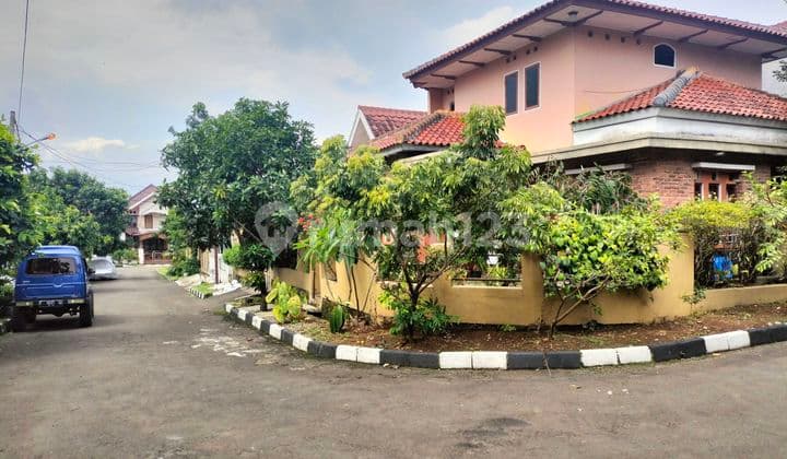 Rumah Hoek Murah Yasmin Katelia Akses Tol Lingkar Bogor