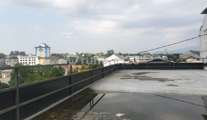 Ex Resto Cafe Rooftop View Gunung Murah Strategis Akses Pajajaran