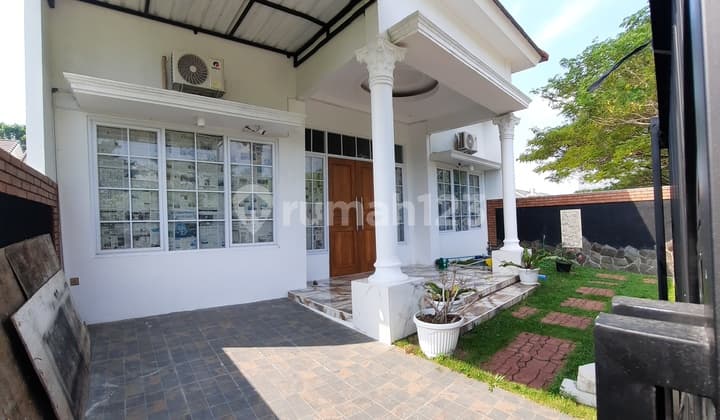 Rumah Bagus SHM siap huni Graha Padma,Semarang dekat Karang Turi