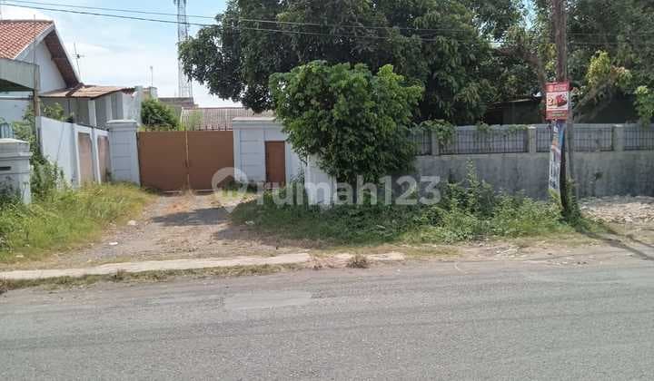 Land in the Mejasem Area