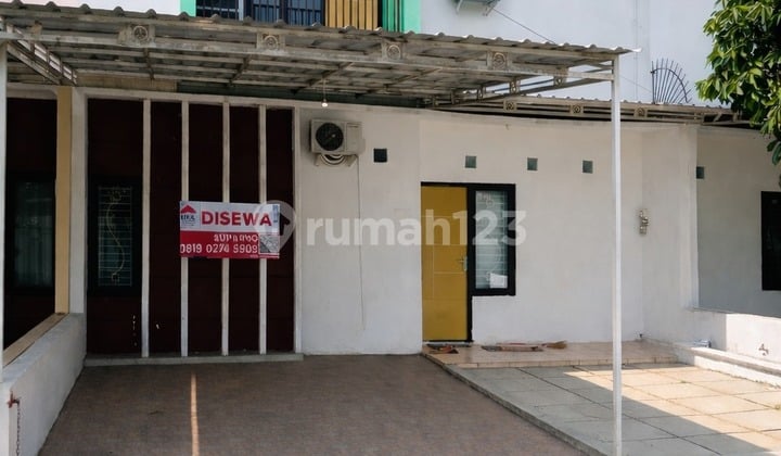 Rumah 2 Lantai Dekat Pacific Mall