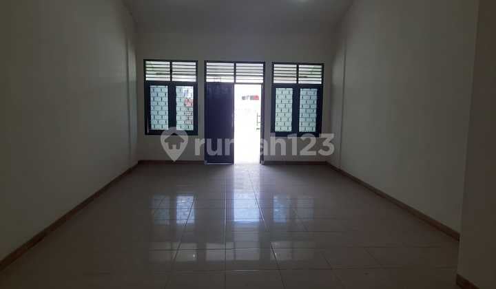 Ruko Siap Huni Di Daerah Pertokoan