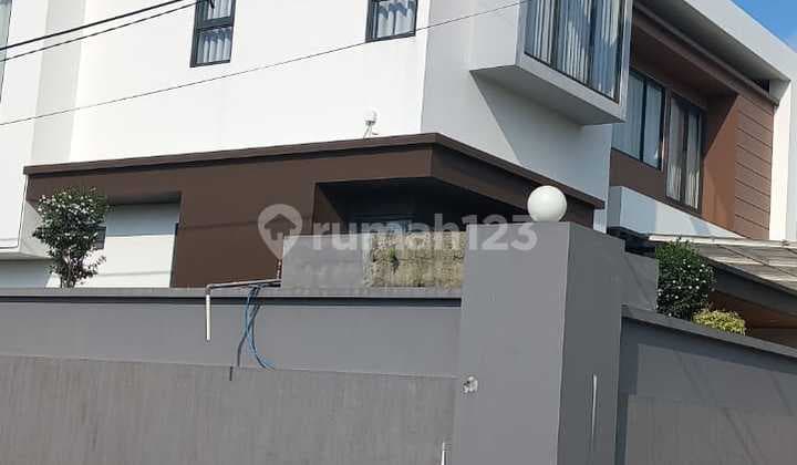 Rumah Mewah Siap Huni