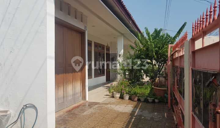 Rumah Siap Huni Dekat Sekolah Pius