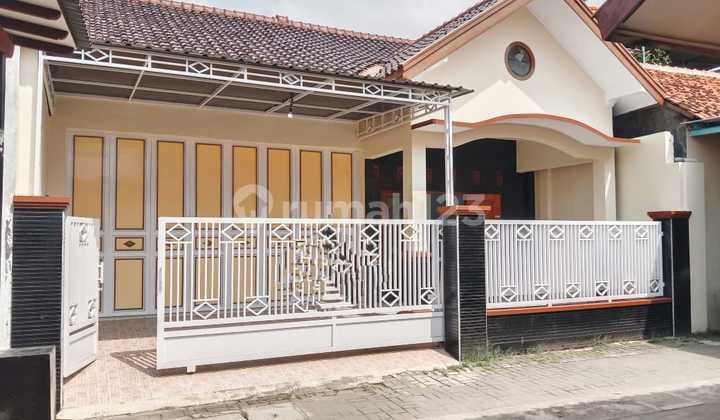 Rumah 2 Lantai Dekat Alun-Alun Kota Tegal
