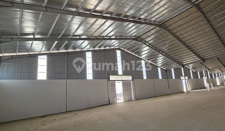 Gudang Siap Pakai Di Daerah Industri dan Pergudangan