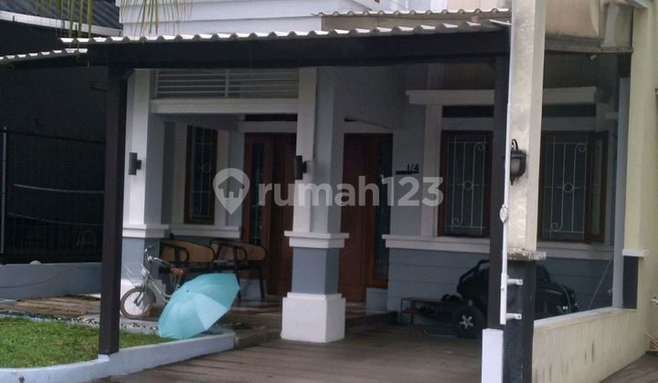 Rumah Exlusive 2,5 Lantai