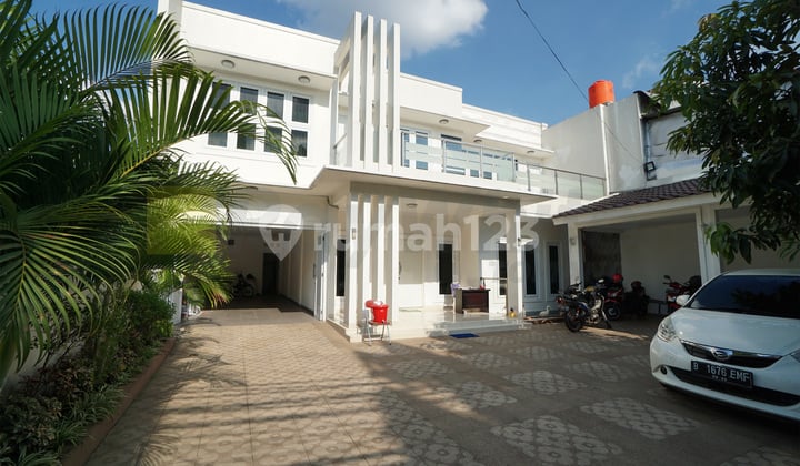 Office House Commercial Zone Near Pejaten Village Tb Simatupang