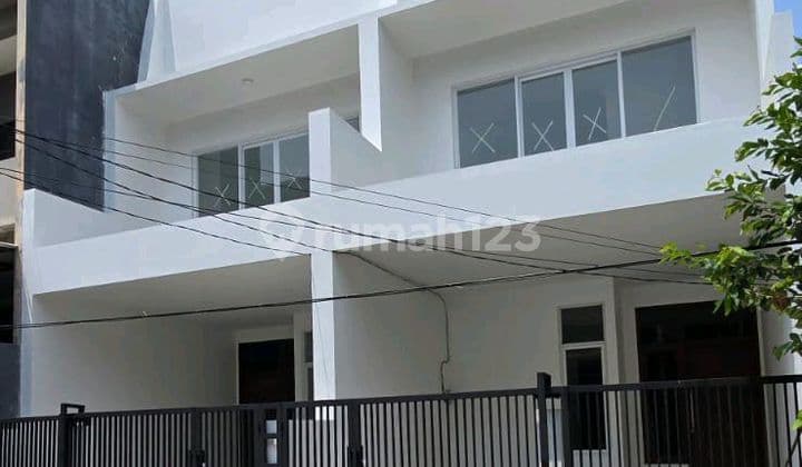 Rumah Baru 2 Lantai Modern Minimalis Siap Huni Di Taman Ratu
