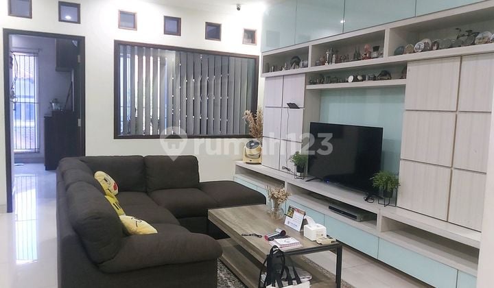 Rumah Bagus Rapi Bangunan Kokoh Adem Lega Bebas Banjir bisa KPR