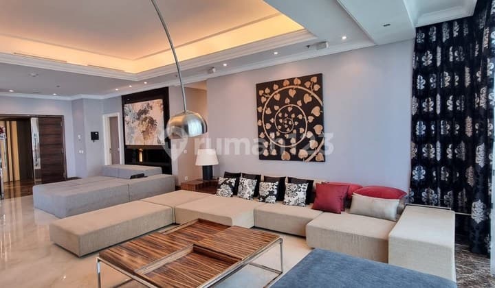 For Rent. Luxury Apartement Four Seasons Residence. Lower Floor, 3 Bedrooms